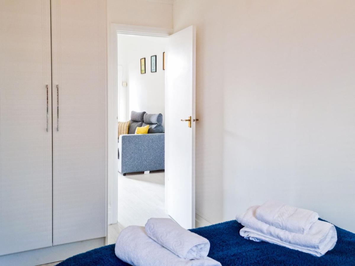 Apartamento Pass The Keys Wimbledon Hideaway Londres Exterior foto