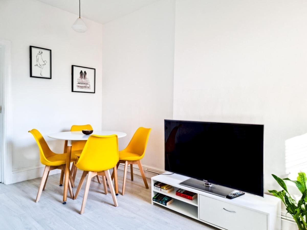 Apartamento Pass The Keys Wimbledon Hideaway Londres Exterior foto